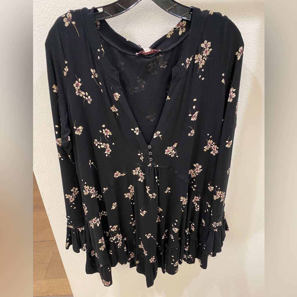 Brand New Free People Floral Mini Dress Blouse Black Size S Retail 108 Brand New Free People Floral Mini Dress Blouse Black Size S Retail 108